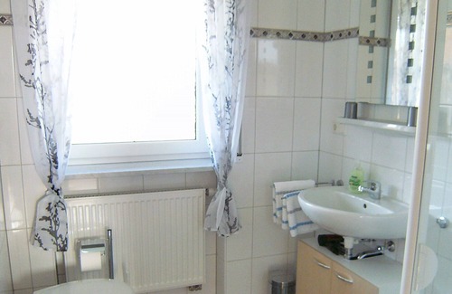 Bad Birnbach Apartment | Gemütliches Appartement mit Wlan und Balkon