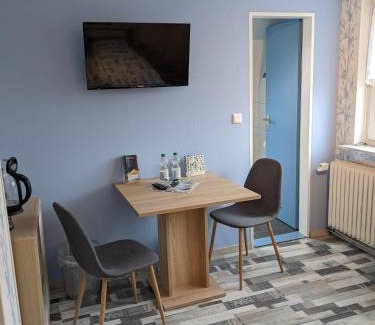 Pewsum Apartment | Gemütliches Gästezimmer an der Nordsee