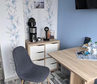 Pewsum Apartment | Gemütliches Gästezimmer an der Nordsee
