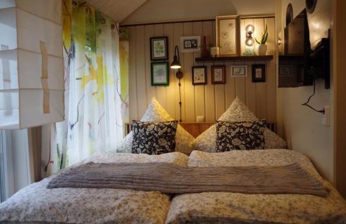 Steina House | gemütliches Tiny House mit Kamin und Sauna