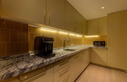 Gigiri Hotel | Gem Forest Hotel Nairobi - MGallery Collection