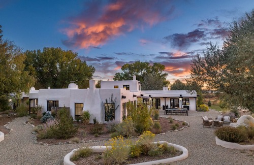 Taos House | Gem Hacienda - Taos, NM - Luxe Private Home -9 bedrooms- Sleeps 30 - Book Now!