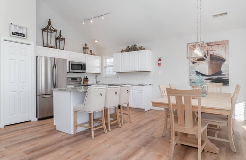 Gold Coast Condo | Gem of the Gold Coast! Don’t wait, Book Now for summer 2026!