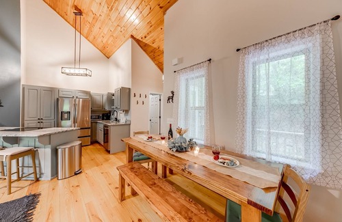 Sautee Nacoochee House | Gem of the Mountain – Cozy Cabin Retreat Near Helen & Unicoi State Park