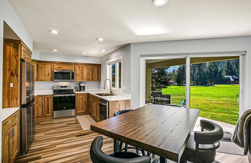 Leavenworth House | Gemini Condo in Leavenworth