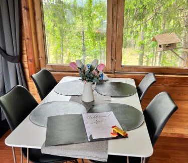 Arvidsjaur Municipality House | Gemuetliches Blockhaus im Wald