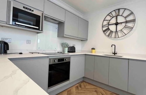 Chysauster House | Generous 5 bed House~Penzance close to station