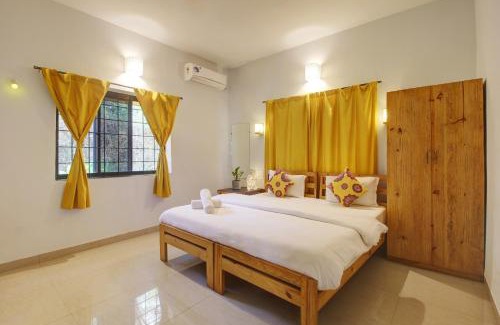 Parra House | Genesis Abode - Cosy 2 BHK Home in Assagao - 5 km from Anjuna & Vagator Beaches