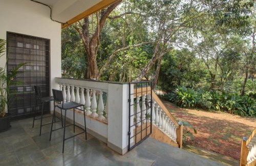 Parra House | Genesis Abode - Cosy 2 BHK Home in Assagao - 5 km from Anjuna & Vagator Beaches