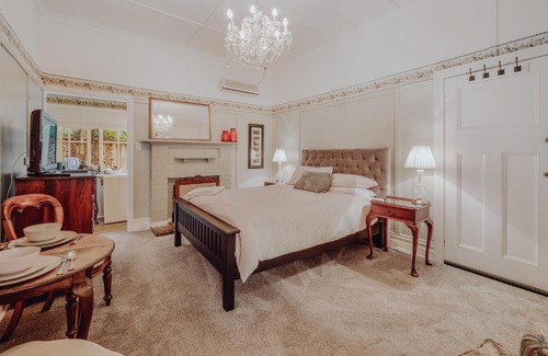 Cowes House | Genesta House