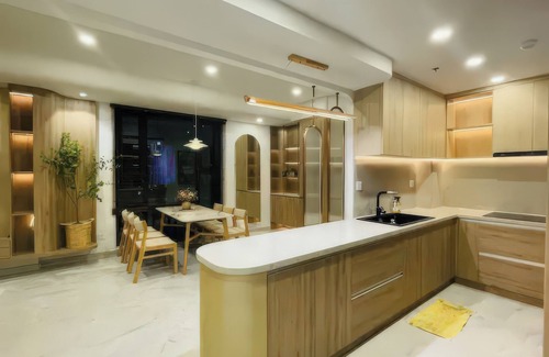 Phu My Hung Condo | Genius Saigon - Luxury Apt walk to SECC