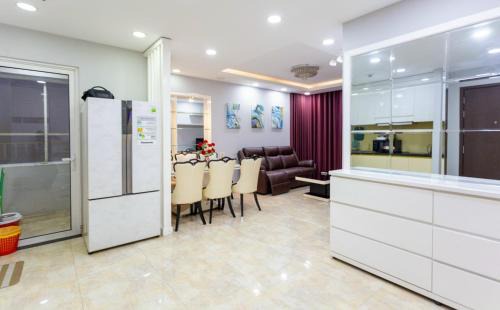 District 7 Apartment | Genius SaiGon - Sunrise City View D7