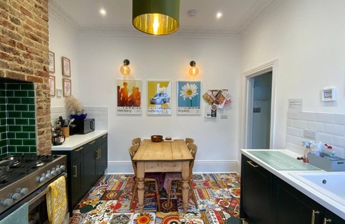 St Leonards-On-Sea Apartment | Gensing Lodge A Beautiful 3 Bedroom Boutique. Award Winning!