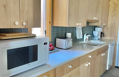 Estate Salt River Condo | Gentle Winds Updated Oceanside Escape USVIn2Bed 2Bath + Garden Room & Office