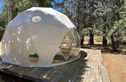Groveland RV Rental | Geo Dome at Yosemite Gateway