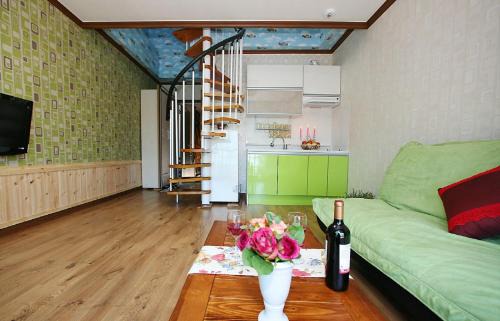 Irun-myeon House | Geojae Moraesoop Pension