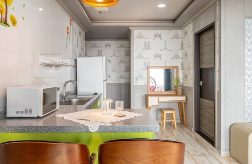 Irun-myeon House | Geoje Marine Castle Spa Pension