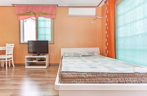 Irun-myeon House | Geojedo Evergreen Pension