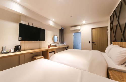 Geoje Hotel | Geojedo Jangseungpo Hotel Carara