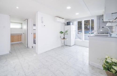 Geoje House | Geojedo Pentahouse Pension