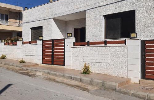 Madaba Apartment | George apartment