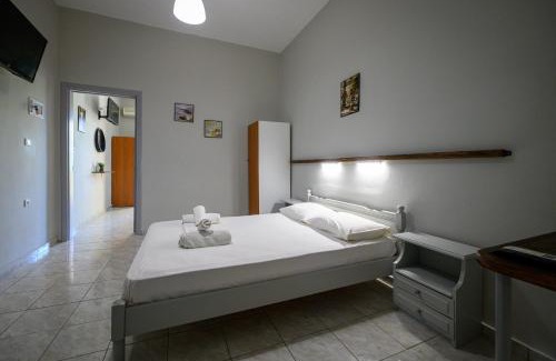 Lefktron Apartment | George Apartments Stoupa