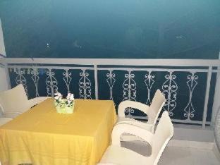 Pefkos Apartment | George Beach Studios