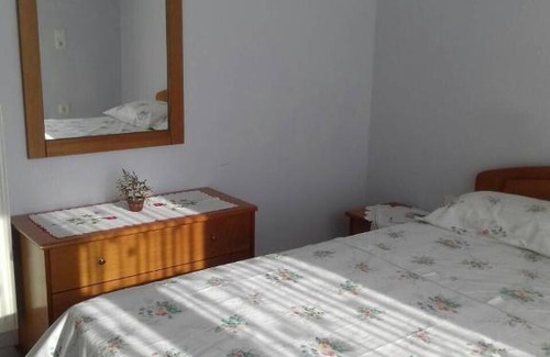 Spata-Artemida Apartment | GEORGE HOUSE
