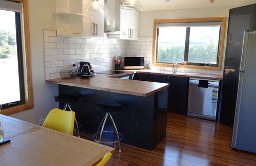 Currie House | George's on Huxley - King Island