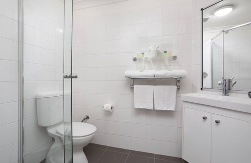Brisbane Central Business District Hotel | George Williams Hotel Brisbane