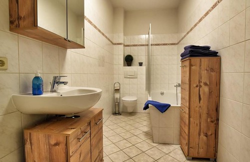 Naumburg Apartment | Georgentor