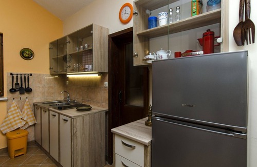 Razanj Apartment | Georgi - 200 m From sea - SA2 Oranz
