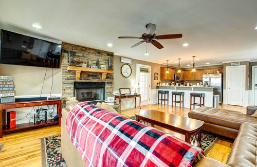Milledgeville House | Georgia Home on Lake Sinclair w/Private Dock