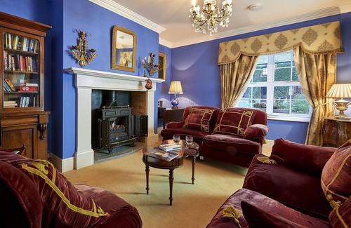 Headford House | Georgian Galway Carriagehouse - Overlooking Palladian Fountain in Country Est