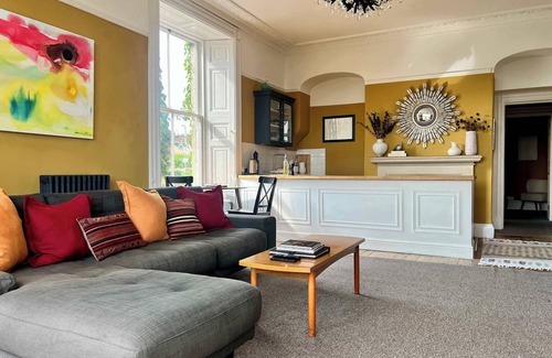 Frome Apartment | Georgian Manor - Elegance in Central Frome