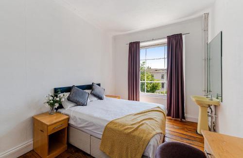 Clifton House | Georgian Shared House No'13 - By Clifton Short Lets