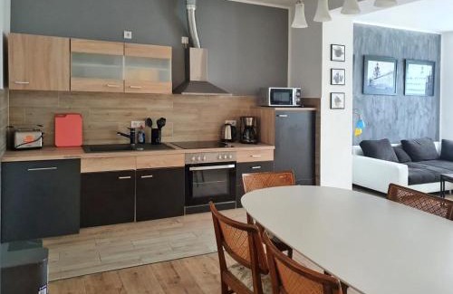 Dohna Apartment | Geräumige moderne 3 Raumwohnung
