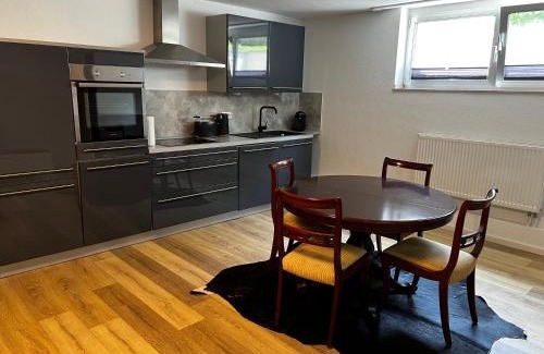 Widdersdorf Apartment | Geräumige Unterkunft auch familienfreundlich bis 4 Personen Köln