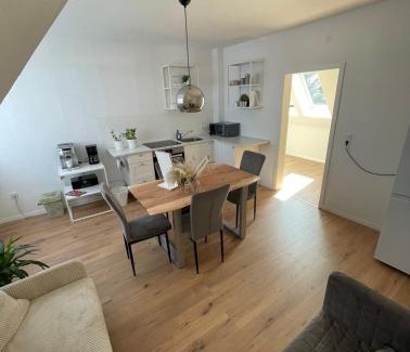 Region Hannover District Apartment | Geräumige Wohnfühloase mit 3 Schlafzimmern