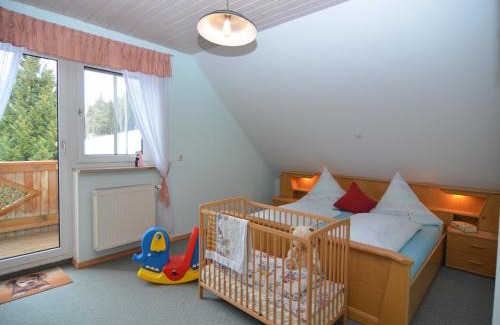 Unterrodach Apartment | Geräumige Wohnung mit Grill