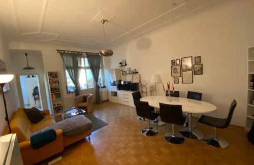 Leutzsch Apartment | Geräumiges 2-Raum-Apartment mit Loggia