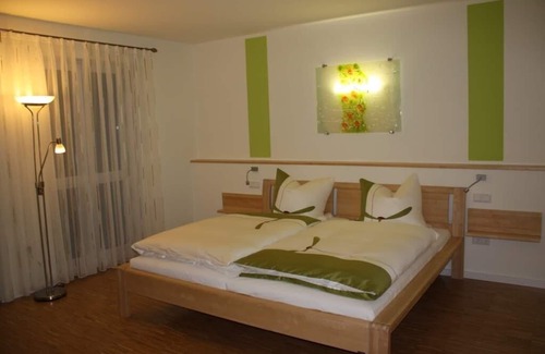 Zandt Apartment | Geräumiges, modernes Appartement mit tollem Balkon zur Dorfmitte, barrierefrei