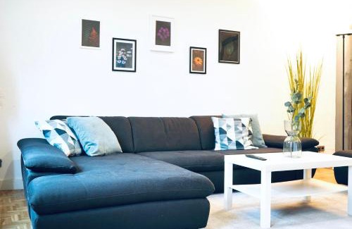 Wolfsburg Apartment | Geräumiges Wohnen für 7 Personen- Parkplatz- Waschmaschine- 3 Schlafzimmer