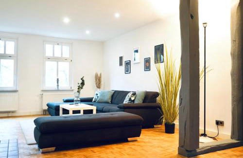 Wolfsburg Apartment | Geräumiges Wohnen für 7 Personen- Parkplatz- Waschmaschine- 3 Schlafzimmer