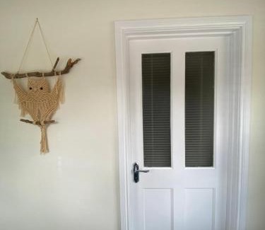 Knightstown Apartment | Geraldine House