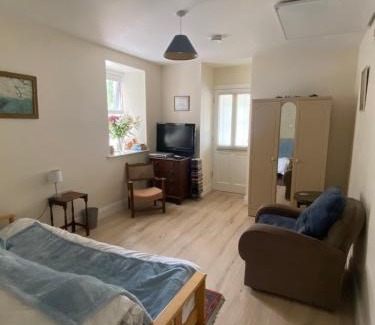 Knightstown Apartment | Geraldine House