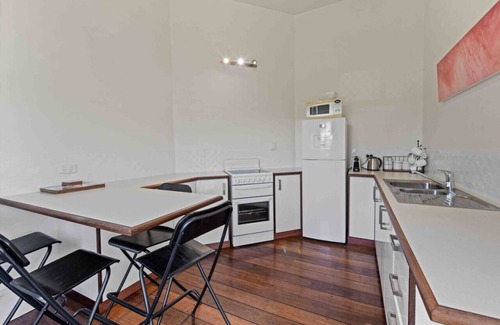 Geraldton Apartment | Geraldton City Stay Cottage on Sanford