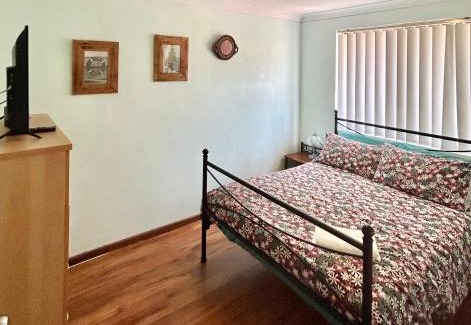 Beresford Apartment | Geraldton Holiday Unit with free Streaming