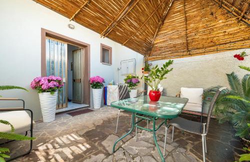 Villa San Pietro Apartment | Gerani Rossi Appartamento
