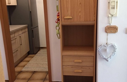 Huglfing Apartment | Geschmackvolle Ferienwohnung 3 mit Süd-west Terrasse und Kleinem Garten